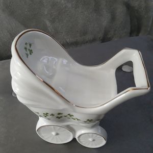 Vintage Royal Tara Baby Carriage